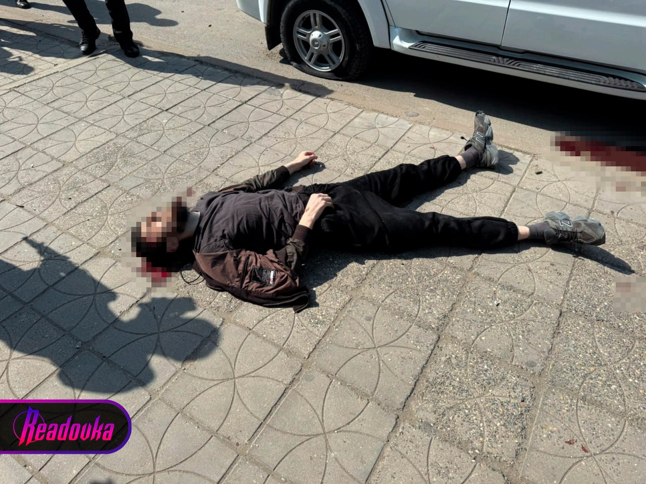 Двое боевиков в Махачкале нейтрализованы Об этом пишет Абдулла Камилов, начальник отдела пресс-службы и информатизации. По его словам, правоохранители ищут других участников нападения на полицейских.
