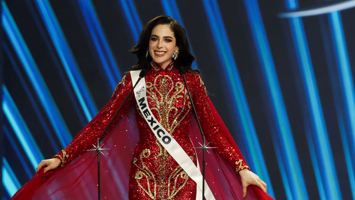 Конкурс Мисс Вселенная выиграла участница из Мексики Фатима Бош Фернандес Второе место заняла представительница Таиланда Вина Павина Сингх россиянка Анастасия Венза была среди 30 финалисток Подписаться на РИА Новости