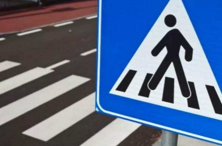 Внимание пешеходы Госавтоинспекция МО МВД России Свободненский информирует что с 26 по 30 января 2026 года на территории г Свободного и Свободненского района проводится профилактическое мероприятие Пешеход пешеходный переход направленное на предупреждение ДТП с участием пешеходов   Помните необдуманный выход на дорогу опасен для жизни Автомобиль не может остановиться мгновенно   Переходите дорогу только в специально отведённых местах на пешеходных переходах svobregion 28