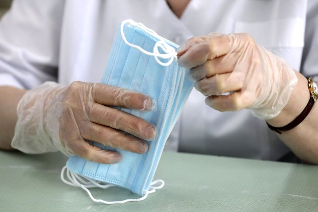 В России фиксируется сезонный подъем заболеваемости ОРВИ при этом в некоторых регионах пик еще не пройден Доктор медицинских наук и врач инфекционист Владимир Неронов оценил текущую эпидемиологическую обстановку и дал рекомендации по профилактике   rg ru 2026 02 24 vrach neronov predupredil o roste zabolevaemosti orvi v rossii html tgm Подписаться на Российскую газету в Читать нас в MAX