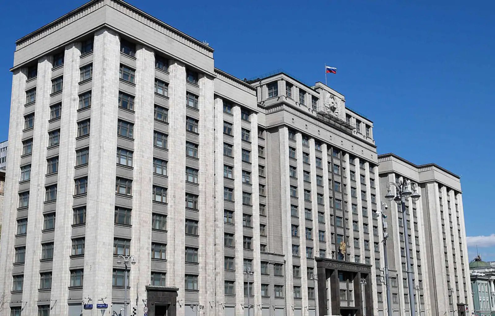 Депутаты от ЛДПР во главе с Леонидом Слуцким внесли в правительство законопроект о введении единых льгот на проезд для пенсионеров по всей России www ridus ru n 679687 ridusnews