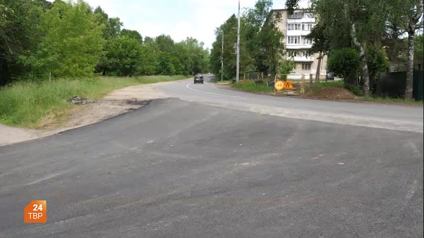 Депутаты проверили ход строительства и ремонта дорог в Хотьково и Ботлихе