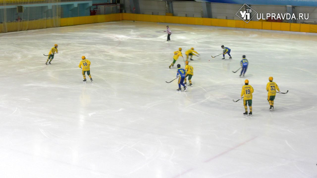 Отыграли достойно. Ульяновск стал центром хоккея с мячом  В Ульяновске завершился межрегиональный турнир по хоккею с мячом, посвященный памяти заслуженного тренера России Геннадия Ивановича Печканова. В соревнованиях участвовали юношеские команды из четырех регионов страны.