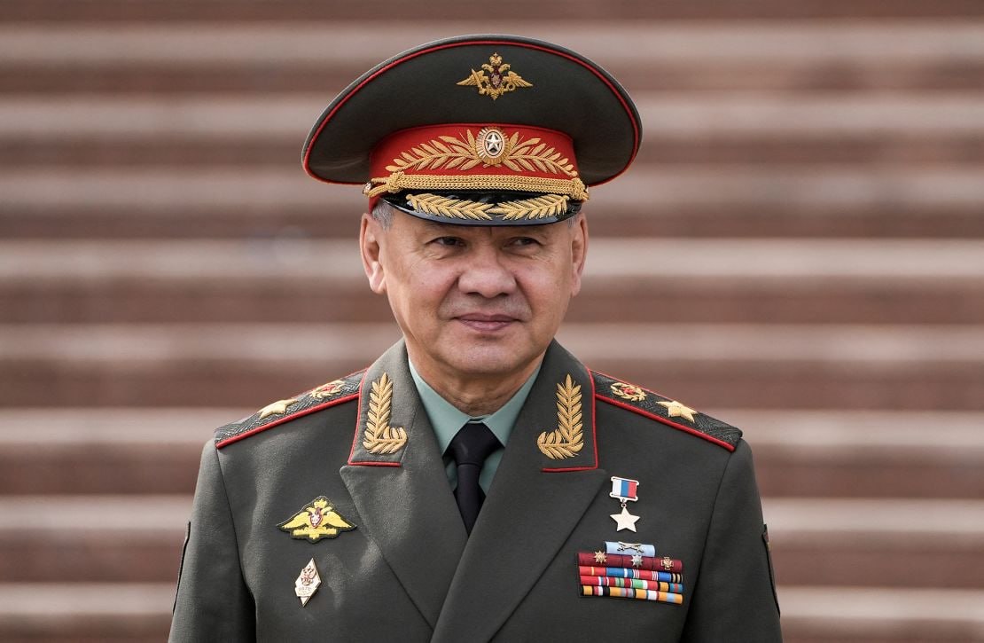 Отрасль по освоению редкоземельных металлов которая не будет зависеть от США и Китая должна появиться в РФ секретарь Совета безопасности СБ РФ Сергей Шойгу В современных условиях наша страна просто обязана извлекать 100 пользы из своих природных богатств в том числе из редкоземельных металлов написал Шойгу smartlab news i 167718
