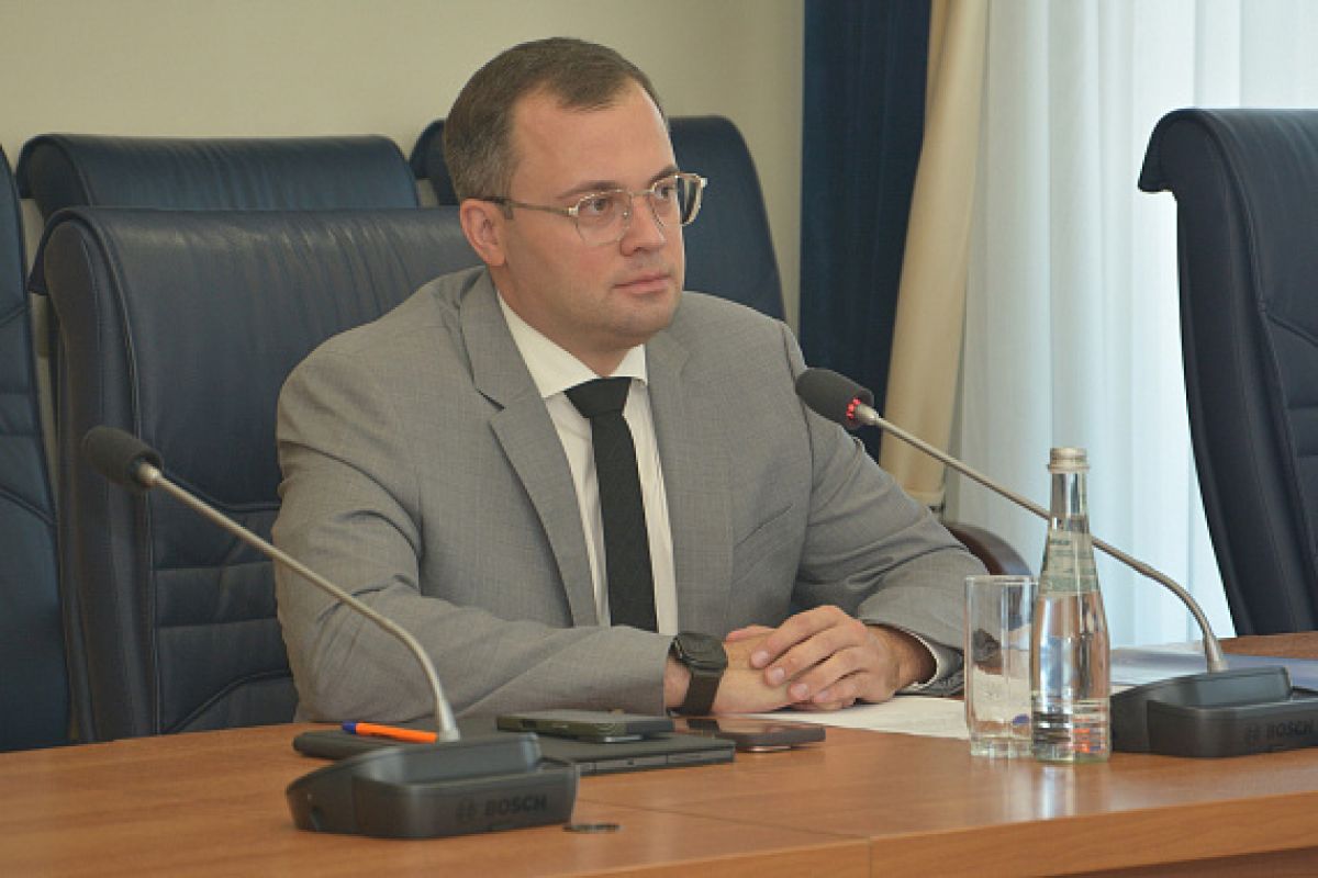 В Воронеже дополнительно выделят более 62 млн рублей для обеспечения общественного порядка     На начло июля объем финансирования увеличился на 62,4 млн рублей. Сюда также вошли плановые бюджетные отчисления, выделенные на реализацию программы «Обеспечение общественного порядка». Из этих средств 675 тысяч рублей добавят из городского бюджета, а 61,7 – из регионального. Большую часть денег — 59,1 млн — направят на создание спецраздела вычислительной инфраструктуры. Это позволит ввести на территории Воронежа систему биометрического распознавания лиц с городских камер.  ↗  Прислать новость   Подписаться