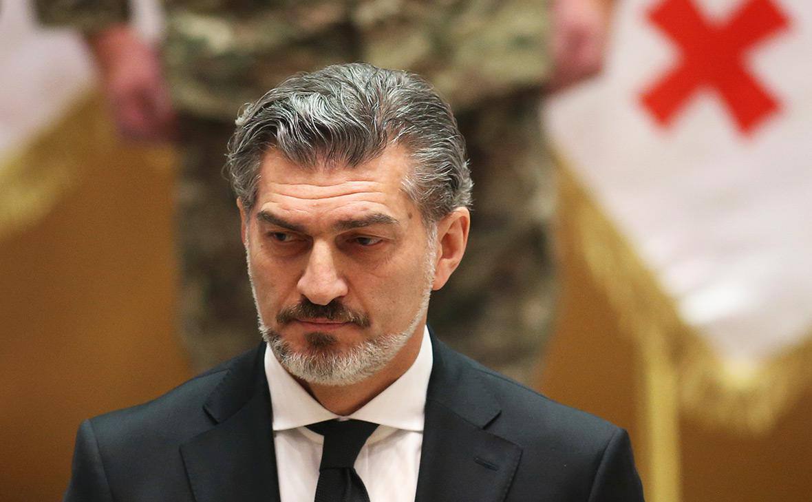 Президент Грузии Михаил Кавелашвили заявил, что помилует приговорённых оппозиционных лидеров в обмен на их участие в местных выборах, назначенных на 4 октября Едва ли они на это согласятся. Ведь их участие в выборах продемонстрирует уровень поддержки населения, который близок к нулю Поддержать Туранский экспресс #геополитика
