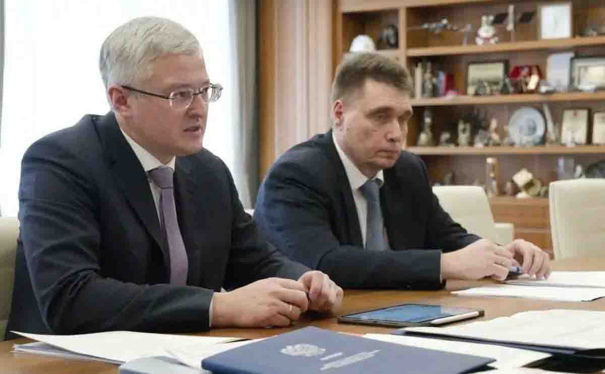 Названы адреса пострадавших от землетрясения домов которые расселят в первую очередь В перечне согласованном Минстроем России 12 позиций Минстрой согласовал список из 12 и зданий в Петропавловске Камчатском сильнее всего пострадавших после землетрясений Их жители смогут переехать в новое жилье в первую очередь рассказали ИА Камчатское время в Правительстве Камчатского края Подробности по ссылке   kamtime ru article 22a780f5 1adc 46ab 8f38 9e35a8028b89