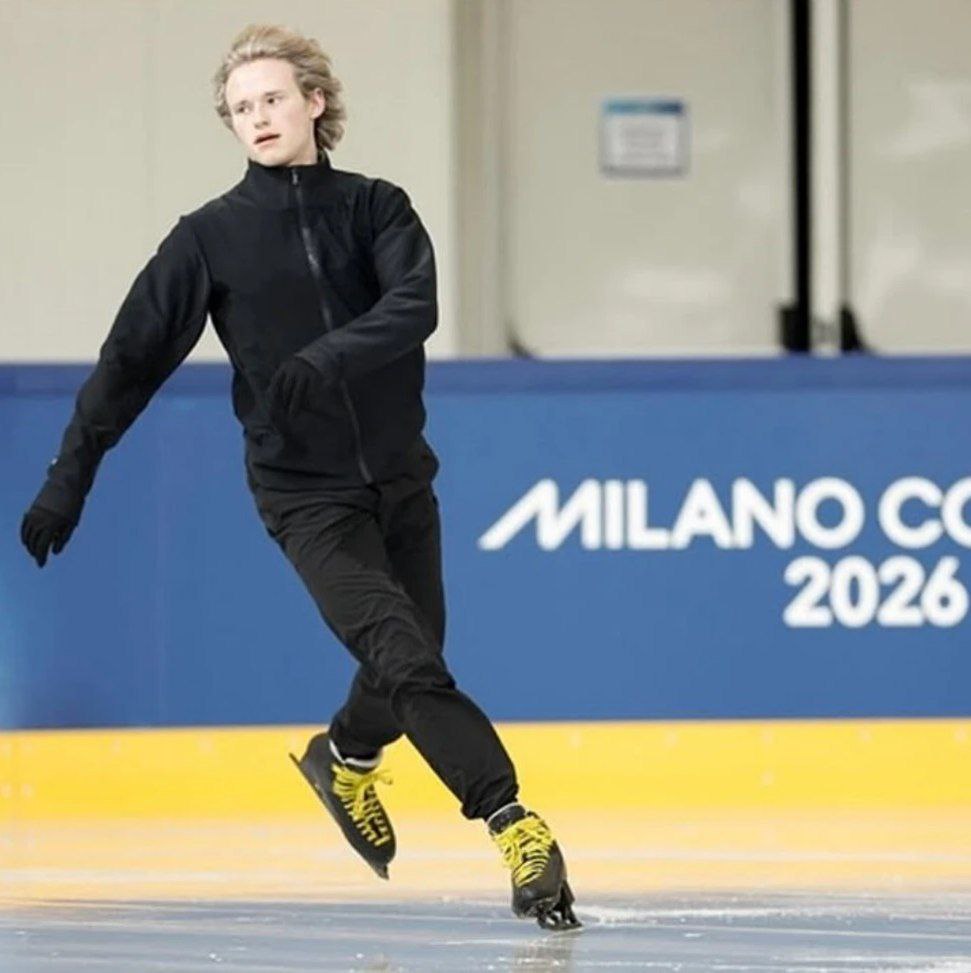 Илья Малинин будет носить на Олимпиаде шнурки подаренные Александром Овечкиным   придется ставить рекорд Лучший канал о фигурном катании