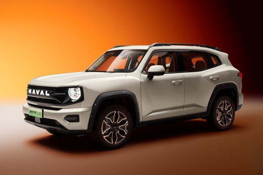 В Китае показан обновленный Haval H7 Big Dog Plus На российском рынке кроссовер Haval H7 появился лишь минувшей весной однако в Китае этот автомобиль дебютировал еще три года назад под названием Haval H Dog Позже его переименовали в Haval Big Dog Plus Теперь же для этого кроссовера с брутальной внешностью подготовлен плановый рестайлинг Подробности autoreview ru news v kitae pokazan obnovlennyy haval h7 big dog plus автоновости haval Авторевю