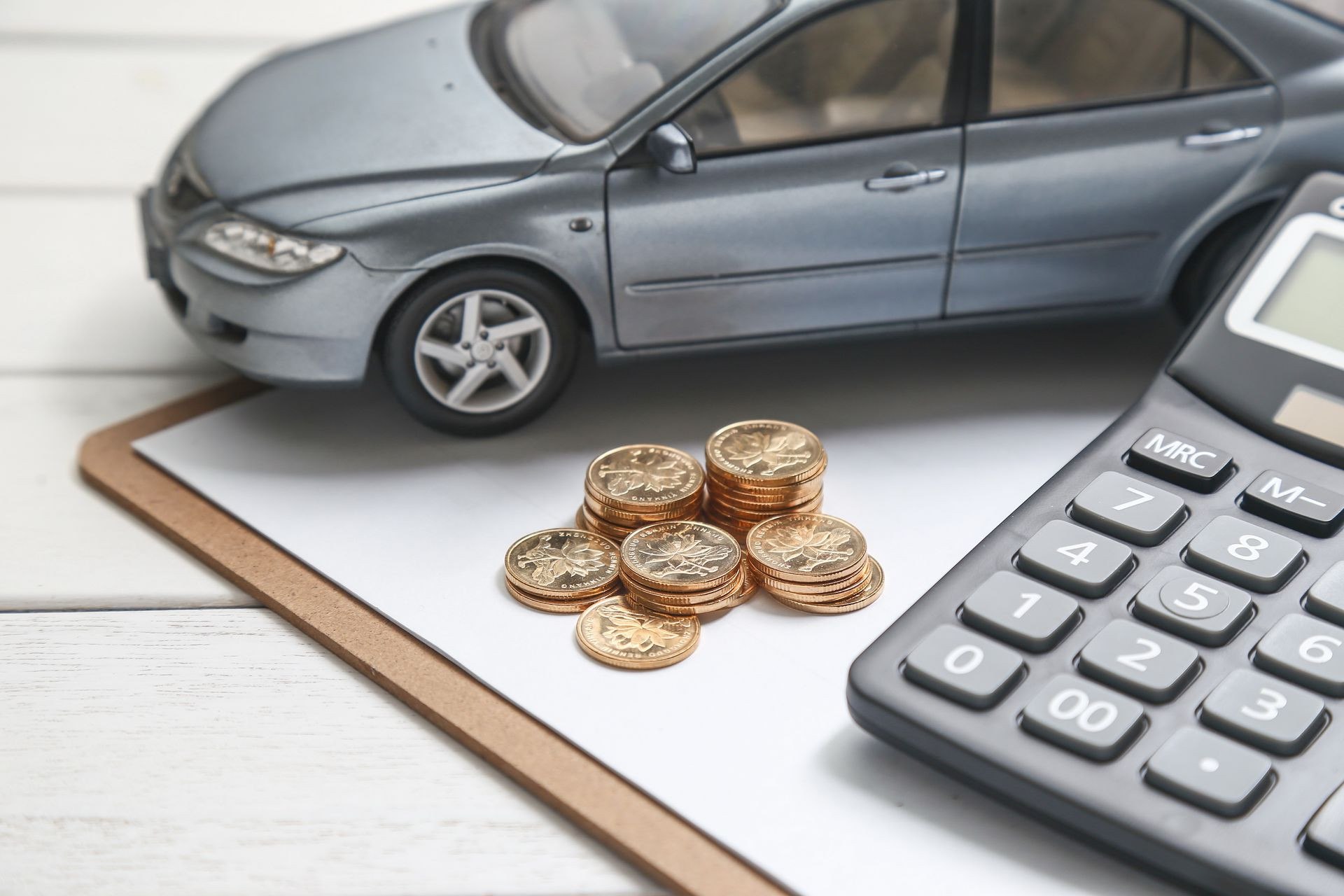 СмартТехГрупп КарМани #CARM SmartTechGroup отчиталась за 2024 год по МСФО Чистая прибыль SmartTechGroup по МСФО за 2024 год составила ₽234,71 млн, что в 2,4 раза ниже по сравнению с ₽554,16 млн в предыдущем году. Процентные доходы увеличились на 5,4% до ₽3,12 млрд против ₽2,96 млрд годом ранее. Чистый процентный доход остался на уровне прошлого года, составив ₽1,86 млрд. Источник: e-disclosure.ru