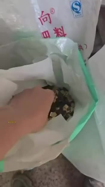 Китайцы скупают старые сим-карты в поисках золота после viral-видео