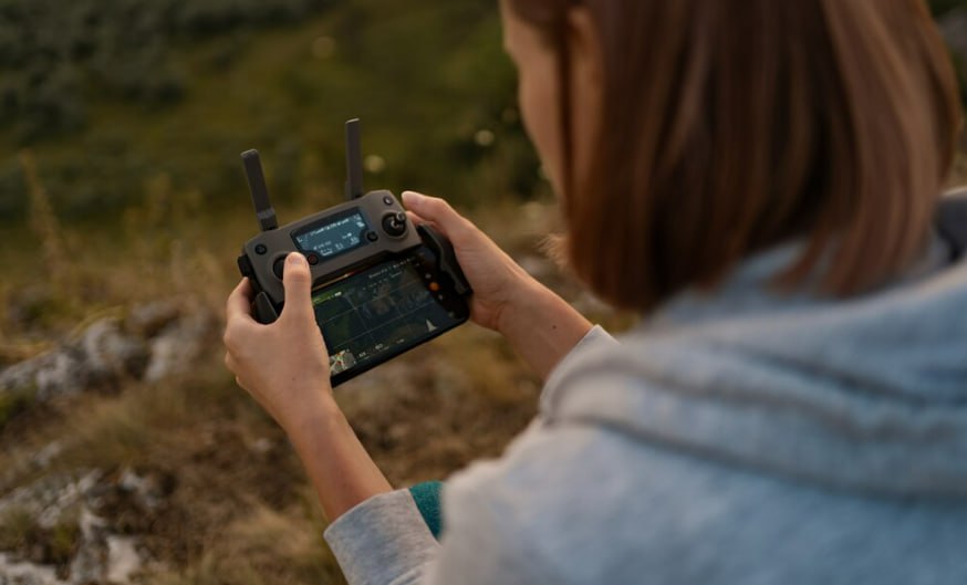 На Кубани создадут инфраструктуру для развития беспилотных авиасистем В регионе сегодня около десяти предприятий специализируются на выпуске радиоэлектронной продукции еще свыше десяти на разработке и производстве беспилотников и их компонентов Какие новые производства запустят в регионе Почему Кубань может стать площадкой тестирования беспилотных систем для всей страны Сколько средств планируют вложить в производство БПЛА Подробнее в материале РБК Краснодар