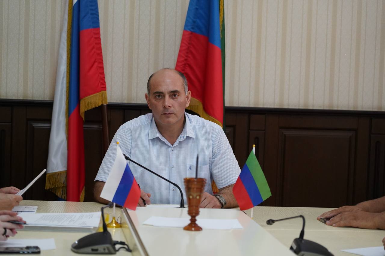 24 июля под председательством заместителя председателя комиссии по делам несовершеннолетних и защите их прав Эльдара Касумова и участии представителей субъектов системы профилактики безнмдзорности и правонарушений несовершеннолетних прошло заседание комиссии по делам несовершеннолетних и защите их прав при администрации ГО «город Дербент».  Подробности на сайте.