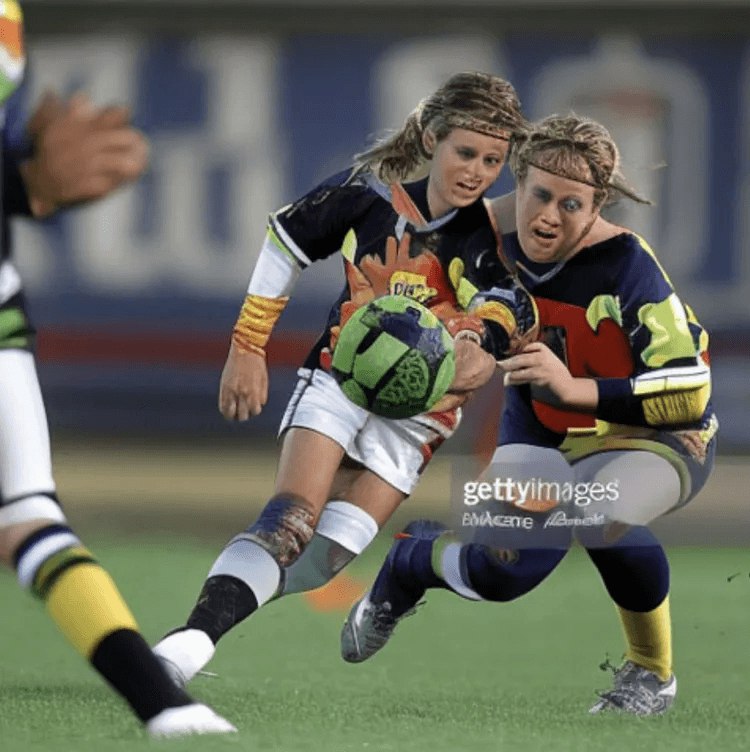 Лондонский суд поставил точку в разбирательстве Getty Images с разработчиком Stable Diffusion Он решил что ИИ генератор не нарушил авторские права так как не хранит и не воспроизводит защищённые ими работы Требования связанные с посягательством на товарный знак фотобанка удовлетворили частично Примеры нашлись но их мало vc ru legal 2318171