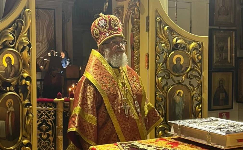 Митрополит Уфимский Никон ушел на покой Глава Башкортостанской митрополии и Уфимской епархии митрополит Никон покинул свой пост Его прошение о почислении на покой было принято и удовлетворено на заседании Священного Синода Русской православной церкви которое прошло в Даниловом монастыре Москвы 30 октября Митрополит принял решение уйти с поста в связи с достижением 75 летнего возраста Синод выразил благодарность митрополиту Никону за понесенные многолетние труды по управлению Башкортостанской митрополией и Уфимской епархией и определил для митрополита Никона местом пребывания на покое г Уфу с получением содержания от Уфимского епархиального управления сказал Легойда Новым главой Башкортостанской митрополии Синод назначил епископа Барышского и Инзенского Филарета Вячеслав Коньков из Ульяновской области Временное управление Барышской епархией Синод возложил на митрополита Симбирского и Новоспасского Лонгина главу Симбирской митрополии РБК УФА