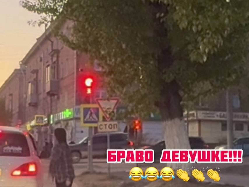 Героиню Улан-Удэ, вернувшую мусор нерадивому водителю, разыскивают для вручения благодарности Министерство природных ресурсов и экологии Бурятии объявило о поисках смелой девушки, которая преподала урок водителю-нарушителю на улицах Улан-Удэ. Ей хотят вручить благодарственное письмо за гражданскую позицию и экологическую сознательность.