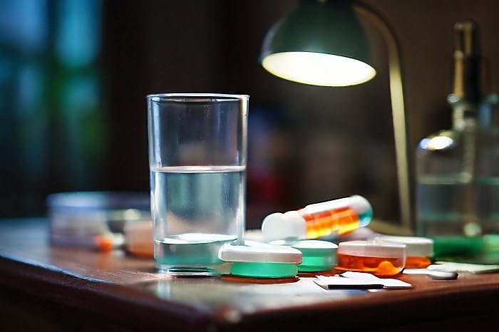 Подростка оштрафовали в Кузбассе за поиск запрещенной информации в Сети Факт поиска в Интернете запрещенной информации 16 летним жителем города Мыски Кемеровской области выявили сотрудники центра Э главка МВД России по Кузбассу сообщает Интерфакс Учащийся местного техникума с марта по декабрь 2025 года искал информацию об организации признанной в РФ террористической После изучения запрещенных материалов подросток сохранил символику и атрибутику организации в одном из мессенджеров а также на своем смартфоне сообщает в понедельник пресс служба регионального ГУ МВД В отношении подростка составили протокол по ст 13 53 КоАП РФ поиск заведомо экстремистских материалов Рассмотрев материалы административного дела комиссия по делам несовершеннолетних оштрафовала подростка на 3 тыс рублей Штраф взыщут с законного представителя несовершеннолетнего uralweb ru