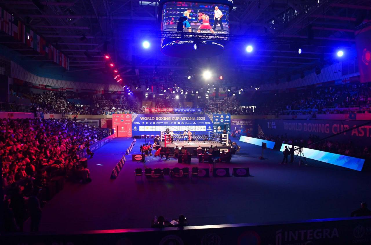 Боксеры не подвели! Казахстан взял три золота на Кубке мира World Boxing — отличились Назым Кызайбай, Махмуд Сабырхан и Бекзат Нурдаулетов. Серебро у Нурбека Оралбая, бронза — у Сагындыка Тогамбая, Аиды Абикеевой и Айданы Забынбековой. – Поздравляю с победой! Боксом занимаются только сильные духом люди. Это особый вид спорта. Желаю всем успехов. Государство всегда будет поддерживать вас. Уверен, что бокс в нашей стране будет и дальше развиваться, – отметил Касым-Жомарт Токаев.