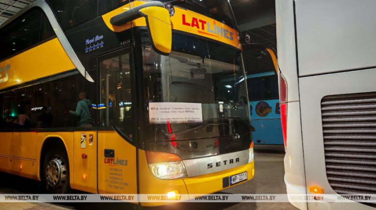 Латвия остановит автобусное сообщение с Беларусью Перевозчикам не продлят лицензии Автобусные рейсы из Риги в Витебск прекратятся с 1 февраля маршруты до Минска с 26 февраля до Гомеля с 27 июня Фото БЕЛТА Минск Новости MINSKNEWS BY Telegram Viber FB VK Inst TikTok YouTube