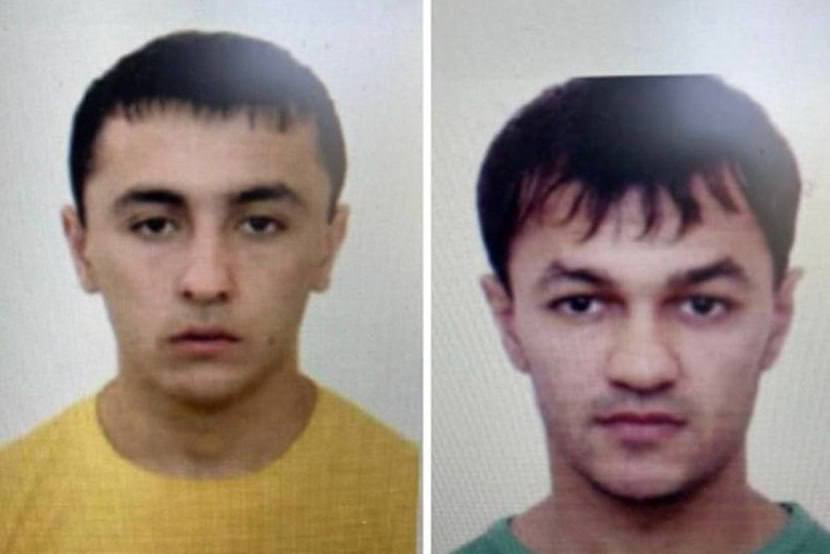 В Калужской области лишили гражданства двух братьев из Азербостана. Дикари получили российское гражданство, уже будучи обладая целой кучей судимостей - диаспора помогла. Бабуины в открытую пропагандировали ненависть в отношении русских и пропагандировали превосходство азерботов. Сегодня судья поддержал решение ФСБ о лишении их гражданства. Русский Меч - подписаться