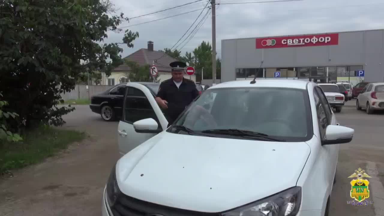Полицейский предотвратил мошенничество с пенсионеркой в Краснодаре