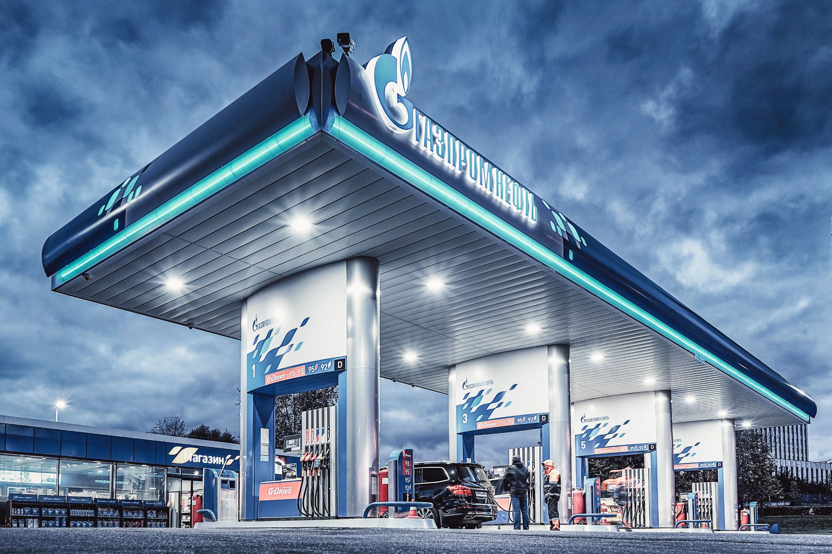 Газпром нефть #SIBN «Газпром нефть» займется производством экологического биотоплива Компания «Газпром нефть» и Ассоциация специалистов и предприятий в сфере переработки масложировых отходов заключили стратегическое соглашение о развитии производства экологичного моторного биотоплива в России. Сотрудничество направлено на формирование инфраструктуры сбора и переработки растительного сырья, которое будет использовано в качестве компонента авиационного SAF-топлива «Газпром нефти». Источник: tass.ru
