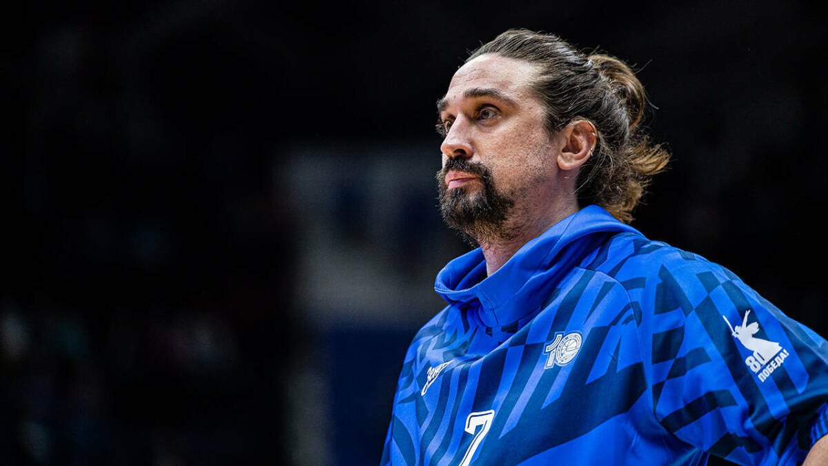 Алексей Швед подписал контракт с УНИКСом Казанский УНИКС подписал контракт с российским защитником Алексеем Шведом Соглашение рассчитано на два месяца В УНИКСе Швед будет выступать под 95 м номером Минувший сезон баскетболист провел в Зените Он набирал в среднем девять очков при реализации трехочковых бросков 34 9 Читать полностью