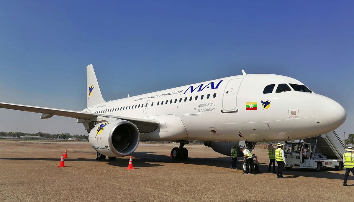 Myanmar Airways в самое ближайшее время планирует запустить рейсы из Мьянмы в Москву. Об этом рассказал гендиректор авиакомпании Аун 3о.  Myanmar Airways уже несколько лет подряд пытается организовать программу в столицу РФ. В парке авиакомпании четыре A319-100 и два А320-200, а они не способны преодолеть 6500 км до Москвы с полной загрузкой и без посадок. Так что единственный вариант для перевозчика - покупать или арендовать новые дальнемагистральные лайнеры. Видимо, этот вопрос уже решился. Подробнее на ТурДоме.