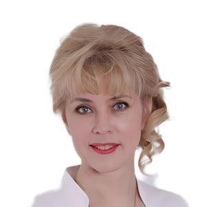 На борту самолёта, следовавшего из Сочи в Иваново, случилась внештатная ситуация: медицинская помощь потребовалась сразу четырём пассажирам.  Внезапно один из пассажиров почувствовал себя плохо и потерял сознание. Ещё у одной женщины появились признаки инсульта, у третьего пассажира на фоне перенесённого инфаркта поднялось артериальное давление. Плохо себя почувствовала и четвертая пассажирка.  Весь полёт неотложную помощь пассажирам оказывала врач-кардиолог из Иванова Алла Смирнова. Медик мгновенно оценила ситуацию, взяла инициативу на себя: провела осмотры, сделала инъекции, дала таблетки, контролировала артериальное давление. Благодаря четким действиям медика состояние всех внезапных пациентов стабилизировалось еще до посадки самолёта.  Пассажиров-очевидцев поразил уровень подготовки врача, её квалификация и опыт. Несчастливым рейсом летел и медик из Владимира Александр Варьян, он тоже оказывал помощь пассажирам