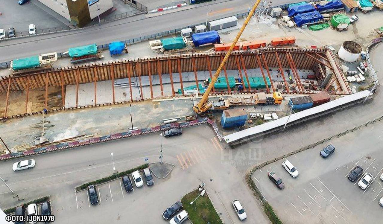 Охрана стройки метротрама обойдётся в 125 млн рублей Компания Моспроект 3 объявила аукцион на охрану строительства метротрама в Челябинске На площадке должна быть круглосуточная безопасность техники и оборудования а также пропускной режим В рамках работ будет разработан план охраны а досмотровым группам предоставят оборудование металлодетекторы сканеры и газоанализаторы Работы по охране продлятся с октября этого года до конца 2026