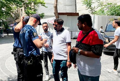 В Турции с 23 июля вступило в силу постановление правительства, согласно которому работодатели, нанимающие иностранных граждан без действующего разрешения на работу, обязаны оплачивать расходы, связанные с депортацией таких работников, а также их супругов и детей. Подробнее на нашем сайте