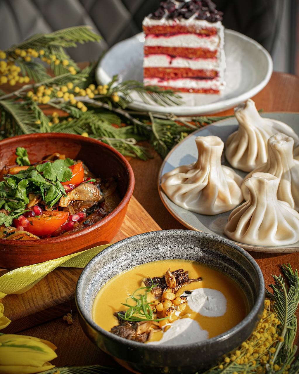 Самарские рестораны Дом Нино и Ваще Огонь вошли в шорт лист премии Russian Hospitality Awards Дом Нино Ресторанной компании Поляна Романа Вавилина будет бороться за победу в номинации Лучший ресторан кавказской кухни а Ваще Огонь от Milimon Team Евгения Реймера вышел в финал в номинации Лучший мясной ресторан   oboz info samarskie restorany dom nino i vashhe ogon voshli v short list premii russian hospitality awards