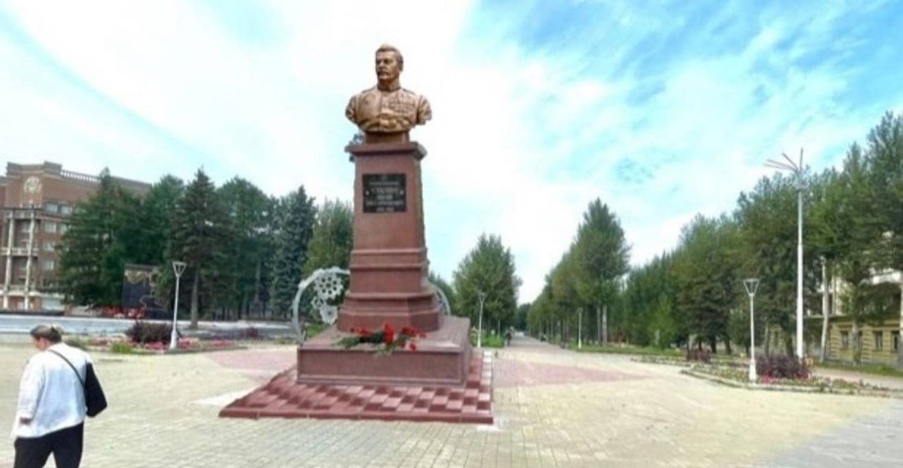 Памятник Сталину может появиться в Екатеринбурге Городские власти рассмотрят предложение грузинской диаспоры уже завтра на закрытом заседании