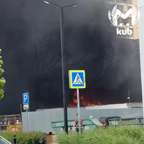 Пожар на улице Обрывной в Краснодаре локализован