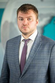 В ФАС РФ завершил работу начальник управления регулирования ЖКХ Алексей Матюхин Сегодня его последний рабочий день в службе С понедельника он переходит на новое место работы в Твери Матюхин возглавлял управление на протяжении 10 лет а общий стаж его работы в ФАС составил 15 лет В начале ноября Владимир Путин назначил руководить Тверской областью бывшего зам главы ФАС Виталия Королёва   Управдом