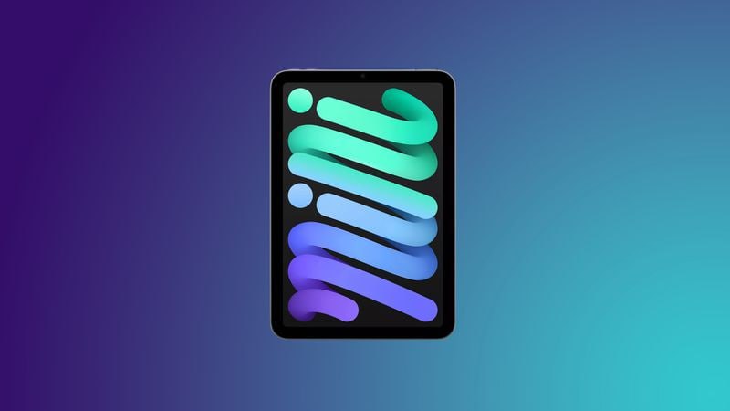 Новый iPad mini получит важную особенность как у iPhone Обновленный iPad mini релиз которого ожидается в 2026 году может стать водонепроницаемым В дополнение Apple разрабатывает акустическую систему на основе вибрации что позволит сократить количество отверстий под динамики и соответственно снизить риск попадания влаги в устройство Также изменения в конструкции затронут дизайн корпуса Напомним что iPhone имеет водонепроницаемость по стандарту IP68 и выдерживает погружение на глубину до шести метров в течение 30 минут При создании iPad mini компания стремится к такому же результату однако пока неизвестно какой рейтинг IP будет присвоен планшету Кроме того в iPad mini планируют установить OLED дисплей что станет первым весомым апгрейдом с 2024 года Если все вышеперечисленные слухи подтвердятся новый iPad mini может подорожать на 100 iguides