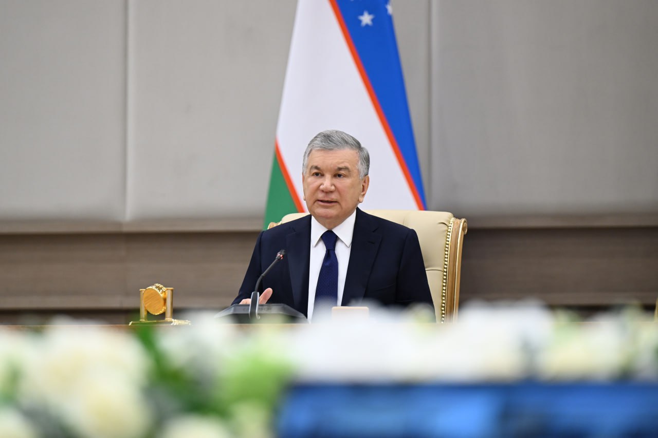 Президент раскритиковал семёрку за трату времени на совещания и мероприятия Шавкат Мирзиёев подверг критике несоблюдение требований чистоты в махаллях и на улицах и объявил в республике месячник чистоты и благоустройства МВД и Национальная гвардия установят ежедневный контроль за выбросом мусора а также будут созданы круглосуточные бригады по благоустройству kun uz ru 25347406 Официальные страницы Kun uz Telegram Facebook Instagram Youtube