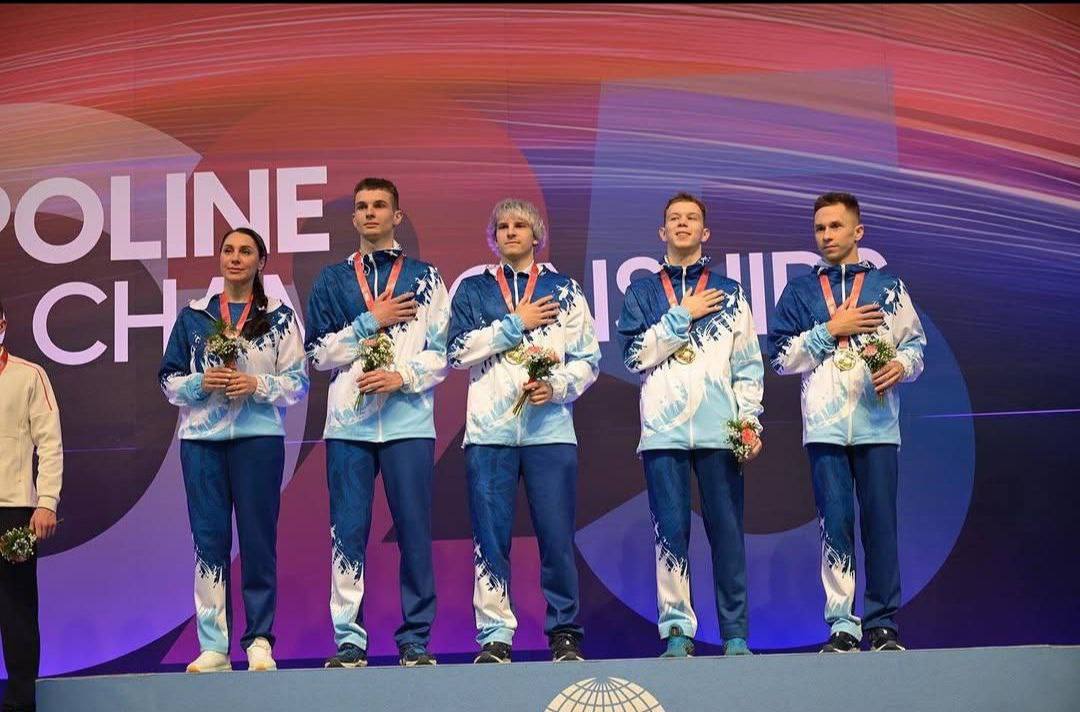 Белорусские батутисты выиграли золото в мужском командном турнире на чемпионате мира в Памплоне Национальная команда в составе которой выступал гродненский спортсмен Станислав Яскевич показала лучший результат НАШАЛЕПШАЕ НАШЕЛУЧШЕЕ  Поддержать канал бустами Inst TikTok ВК OK FB