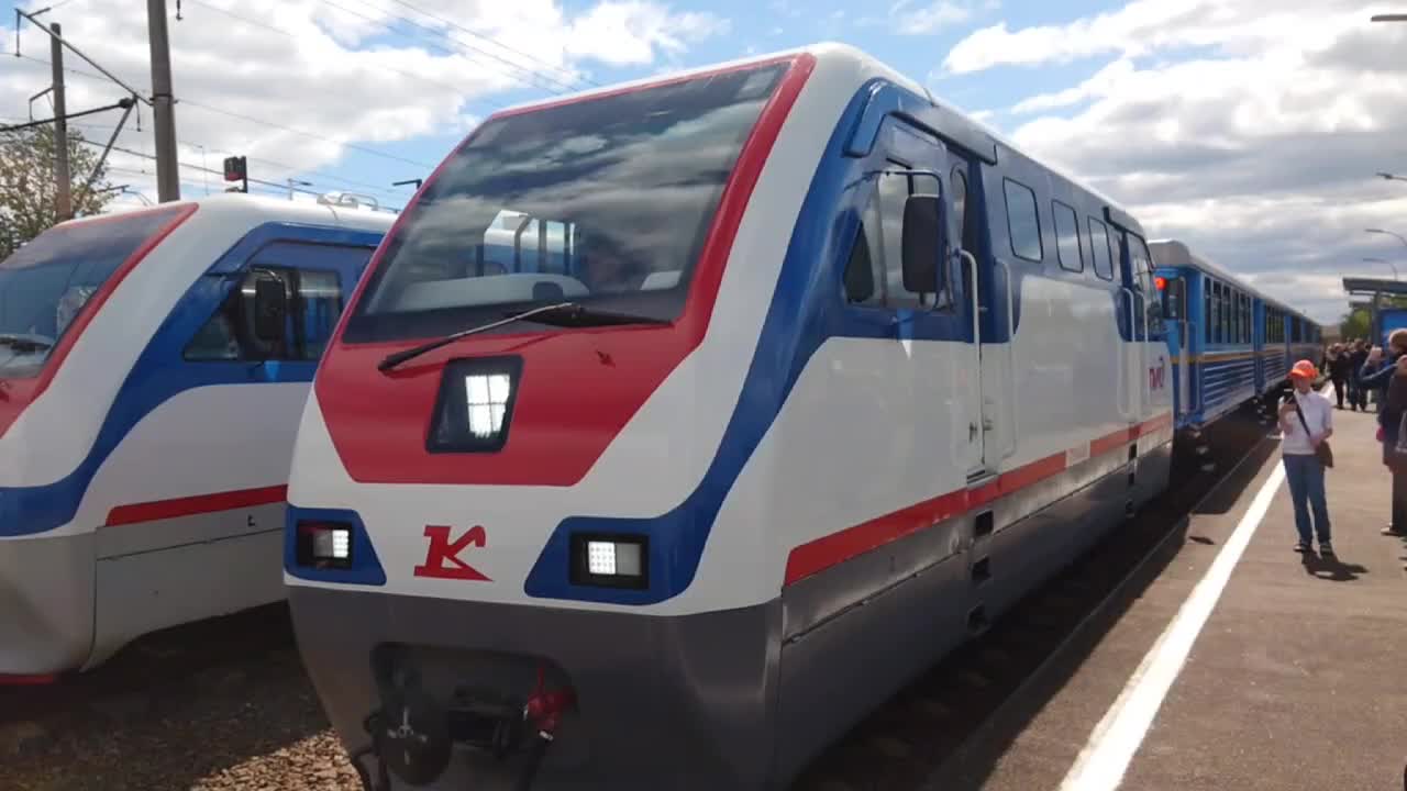 Открытие 77-го сезона на Малой Октябрьской детской железной дороге: первый рейс для юных железнодорожников