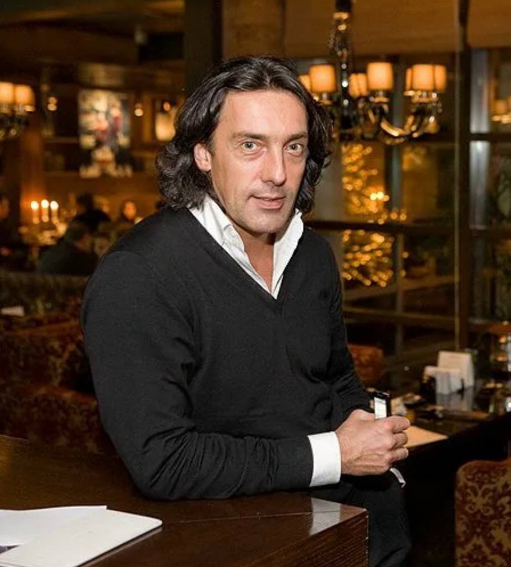 Основатель Ginza Project Вадим Лапин умер на 63 м году жизни сообщили в компании Управление компанией переходит к сыну основателя Марку Лапину Вадим Лапин на протяжении длительного времени боролся с онкологическим заболеванием Петербург Ньюс Подписаться