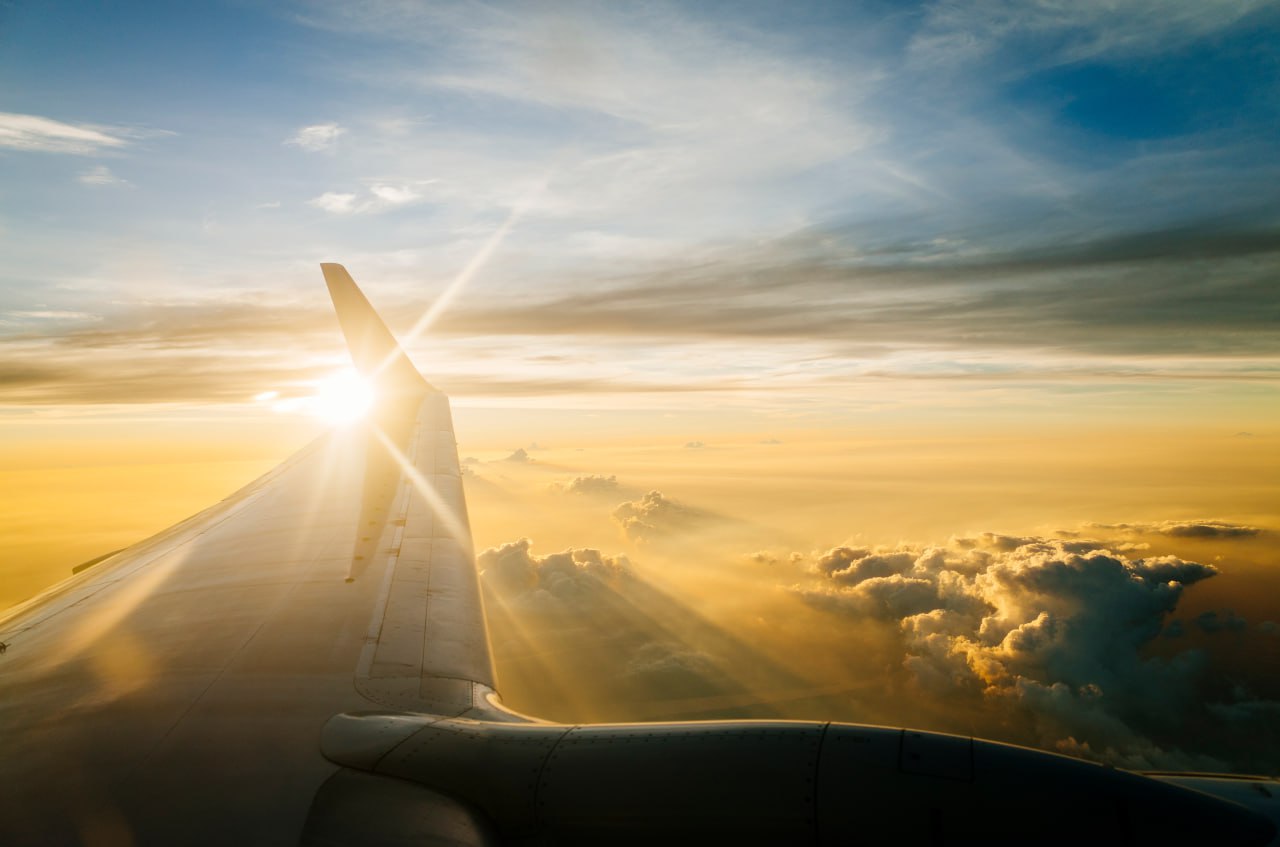 Аэропорт Калининграда принял первый рейс Air Cairo  Аэропорт Калининграда «Храброво» принял первый рейс египетской авиакомпании Air Cairo.   Лоукостер будет выполнять перелёты в Шарм-эш-Шейх два раза в неделю — по понедельникам и четвергам — на Airbus A320. Полёты запланированы с 11 августа по 20 октября 2025 года.