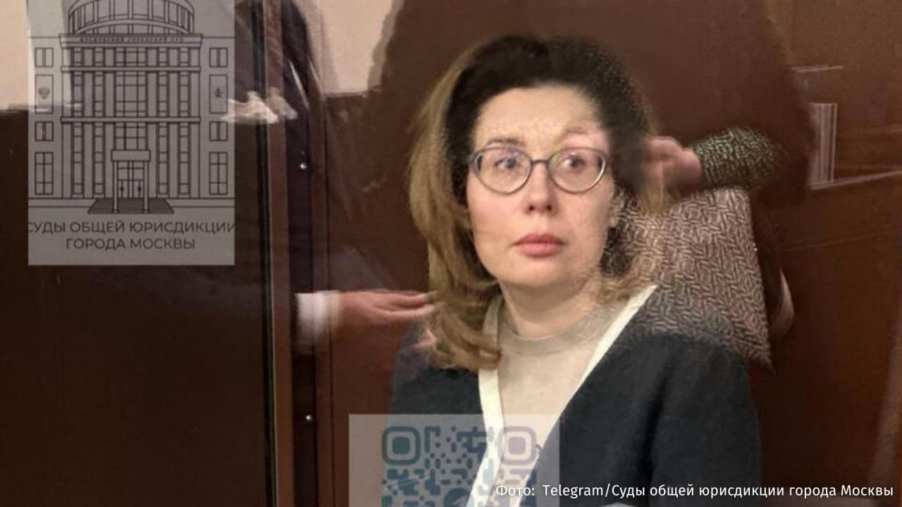 Супруга экс мэра Сочи Алексея Копайгородского Янина не сможет разместить своих детей в СИЗО суд в Москве отклонил ее административный иск Об этом РЕН ТВ сообщила адвокат Елизавета Меткина Копайгородская требовала признать незаконным отказ администрации следственного изолятора поместить к ней троих малолетних детей 2021 2022 и 2023 годов рождения и обязать учреждение разрешить их совместное проживание до достижения четырехлетнего возраста Меткина уточнила что администрация СИЗО четыре раза отклоняла соответствующие ходатайства Янины  Уголовное дело в отношении бывшего мэра Алексея Копайгородского возбуждено по статье о присвоении или растрате в особо крупном размере Она предусматривает наказание до 10 лет лишения свободы Его супруга Янина проходит по тому же уголовному делу и с марта 2025 года находится в СИЗО Копайгородских подозревают также в получении взятки в размере 43 млн рублей от бизнесмена через жену Ваши видео высылайте нам в бот krasnodarkray bot Подпишись поделись krasnodarkray1 Прислать видео новость