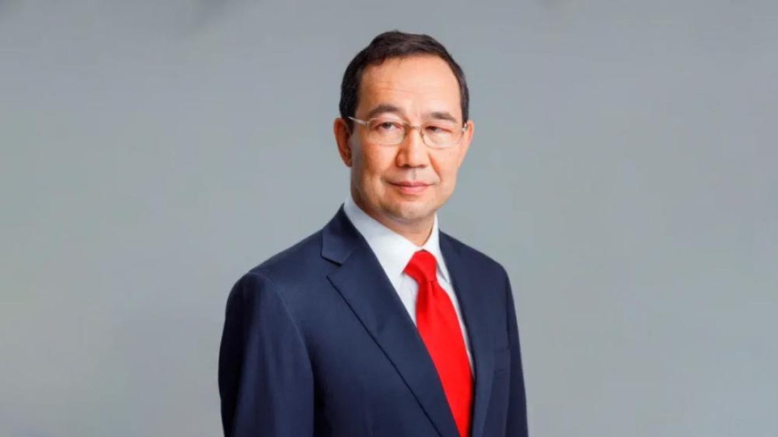 Глава Якутии Айсен Николаев поздравил жителей республики с Днём Героев Отечества Подробнее по ссылке на нашем сайте gtrksakha ru       Подписаться