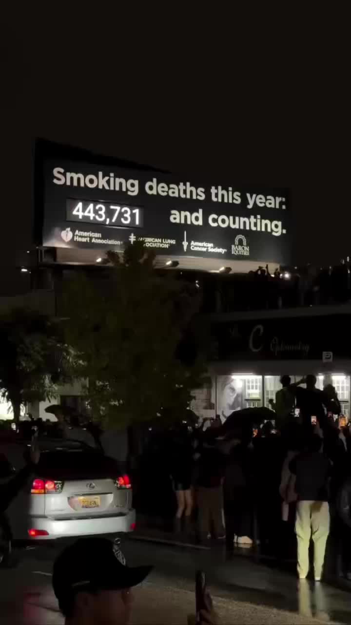 Лос-Анджелесцы встречают Новый год у счётчика смертей от курения
