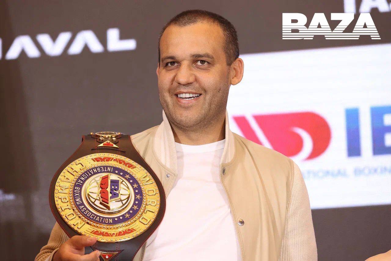 Новый фронт Кремлева теперь борьба Исполком Федерации спортивной борьбы России на выездном заседании в Красноярске единогласно поддержал предложение Михаила Мамиашвили и утвердил Умара Кремлева председателем попечительского совета ФСБР Такое решение стратегически выверено борьба получает административный и финансовый ресурс а сам Кремлев ещё одну площадку для системной работы с федерациями и молодыми спортсменами В IBA которую Кремлев возглавляет с 2020 года прошли масштабные реформы обновились структуры появились новые комитеты и проведены яркие чемпионаты вернувшие зрительский интерес к спорту Подпишись RogandarNEWs мы в MAX