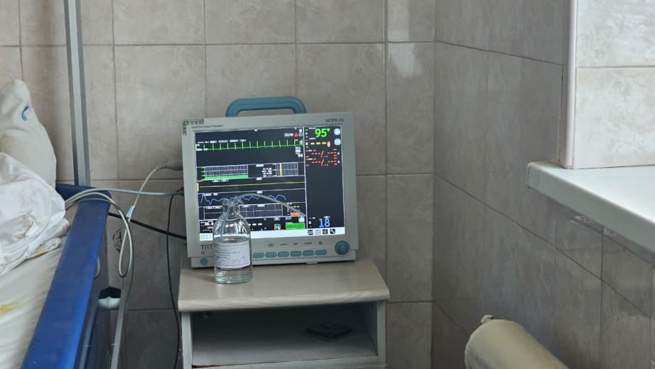 За три года врачи больницы Владимирцева Хабаровска помогли 474 несовершеннолетним с ожогами В Хабаровском крае продолжается реализация программ помощи гражданам получившим серьёзные термические травмы что соответствует задачам президентского нацпроекта Продолжительная и активная жизнь Особенно такая помощь актуальна детям которые всё чаще страдают от ожогов из за неосторожности и невнимательности взрослых Мама Валерия с ужасом вспоминает тот день когда она отвлеклась всего на одну минуту на телефон услышала громкий плач своего сына который опрокинул на себя кружку горячего чая Малышу экстренно оказали всю необходимую помощь с обширным ожогом он поступил в реанимационное отделение где проходила интенсивная терапия Валерия благодарна врачам за оказанную помощь а также тому что благодаря президентским нацпроектам для помощи детям с ожогами в медучреждении есть самое современное оборудование и эффективная методика лечения Нацпроекты27 ХАБАРОВСКИЙ КРАЙ в МАХ