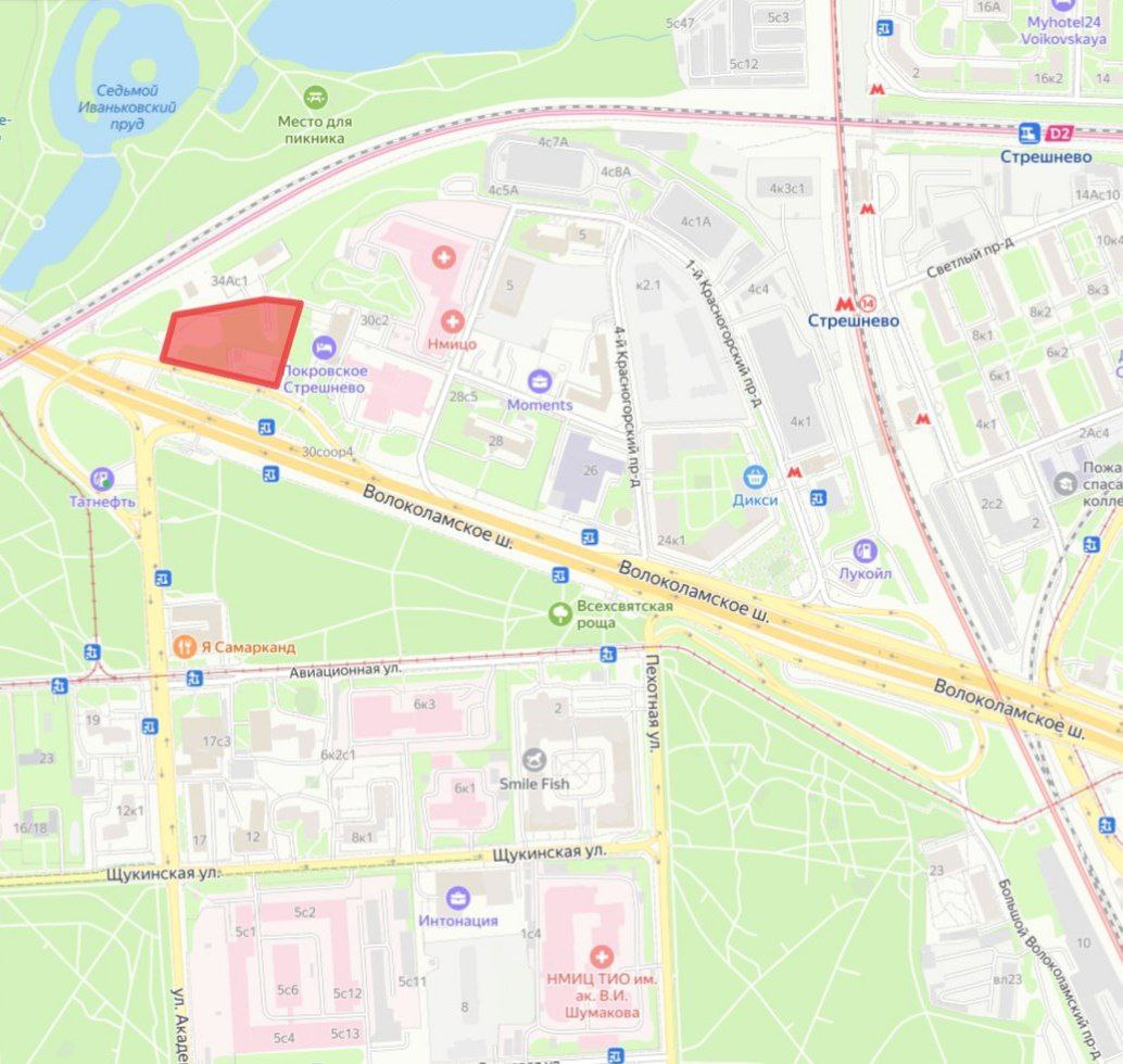 На Волоколамском шоссе вл 32 скоро начнется строительство крупного офисного комплекса бирюзового цвета Здание в 20 этажей и площадью более 57 000 кв м возведет компания Forma нужно еще больше офисов еще и еще Строительством займется компания СЗ КРТ Волоколамское созданная ГК ПИК и городской фирмой КРТ в рамках программы КРТ масло масляное простите Завершить строительство обещают в четвертом квартале 2028 года Рядом с этим бизнес центром компания Forma уже строит ЖК Moments Как вам картинки Красивое Очередной уродец moscow stroi