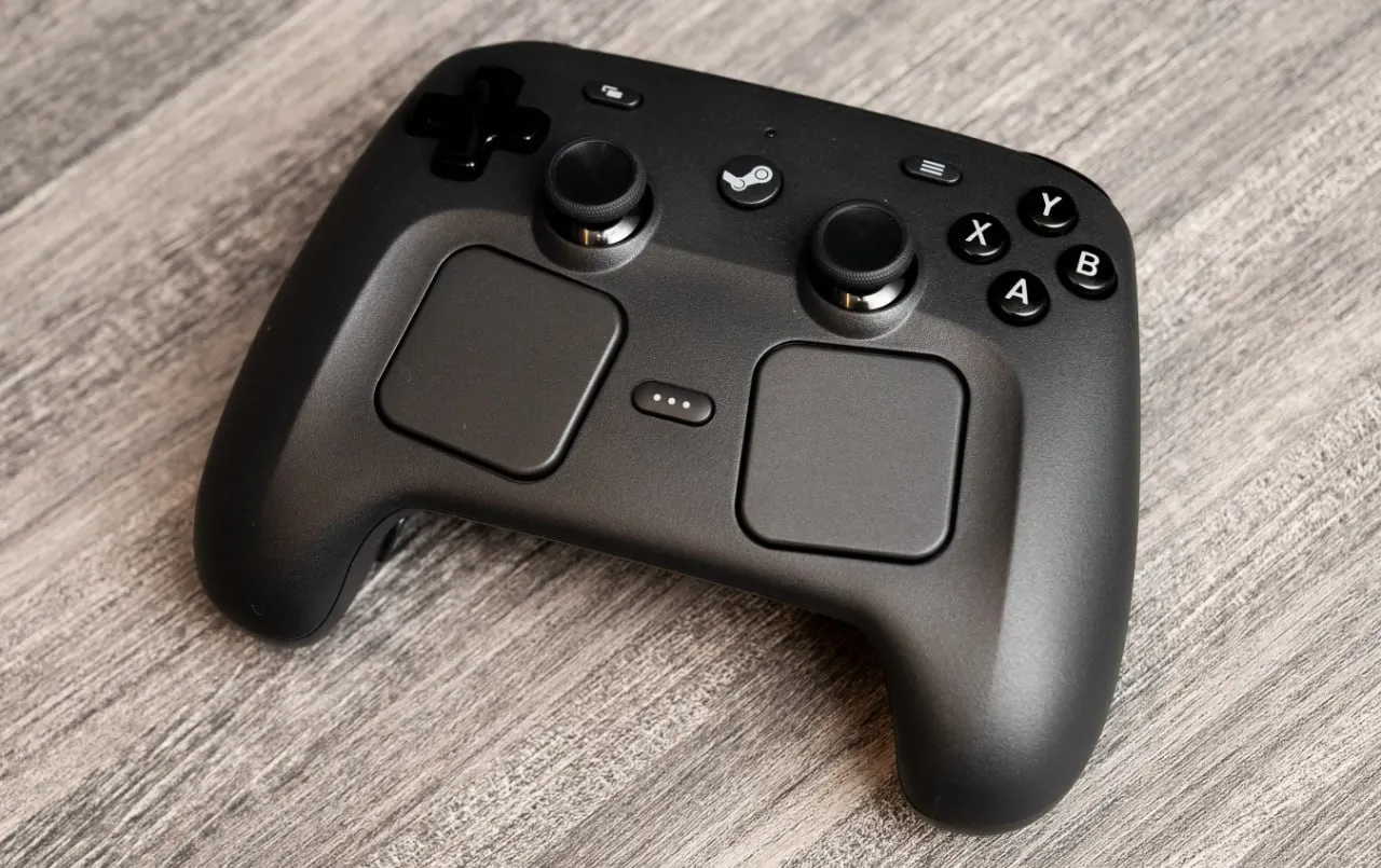 Японское издание 4Gamer раньше времени опубликовало материал с датой релиза Steam Controller 4 мая Всё указывает на то что новости от самой Valve появятся уже скоро   dtf ru hard 5022147