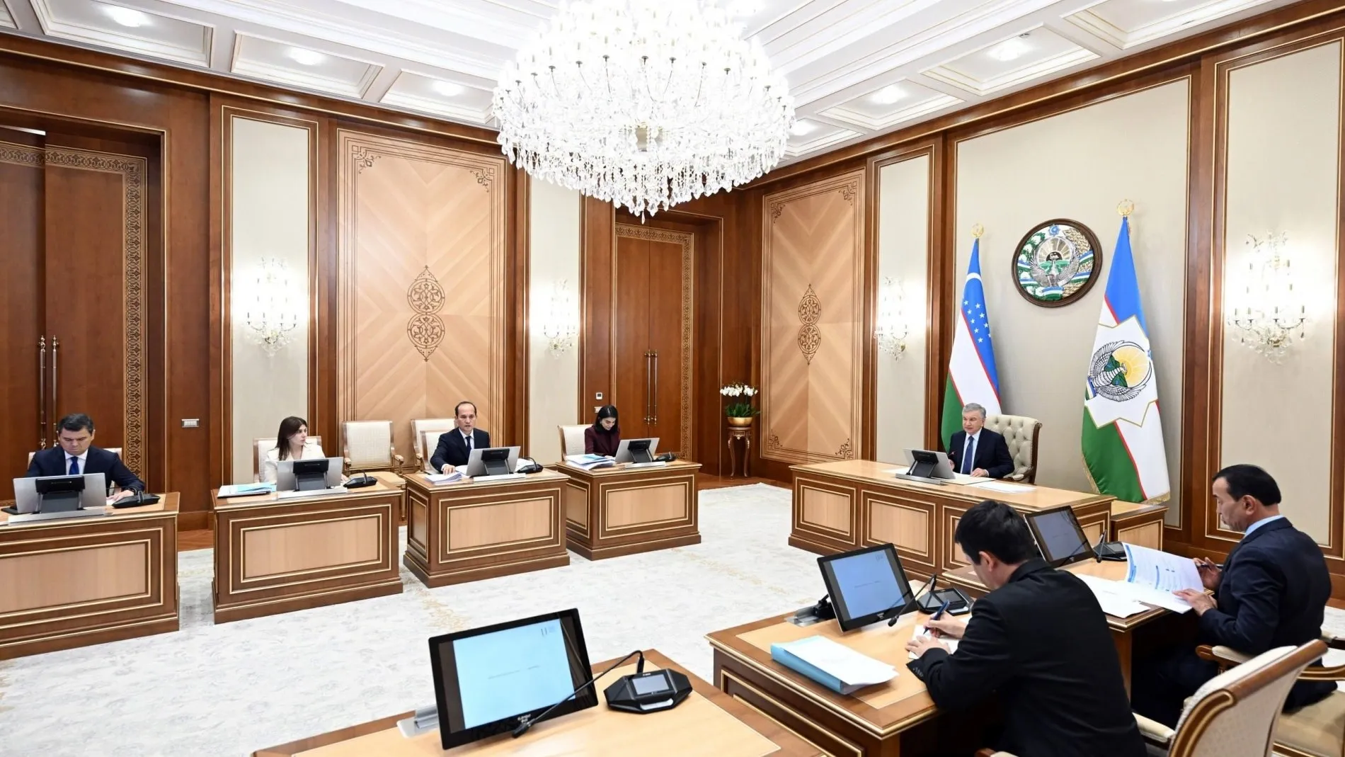 В Узбекистане направят более 1 триллиона сумов на культуру Президенту представили новые проекты в сфере культуры в том числе новый Музей Шелкового пути в Самарканде а также меры по поддержке предпринимателей привлекающих туристов в страну   uznews uz ru news 109044 uznews