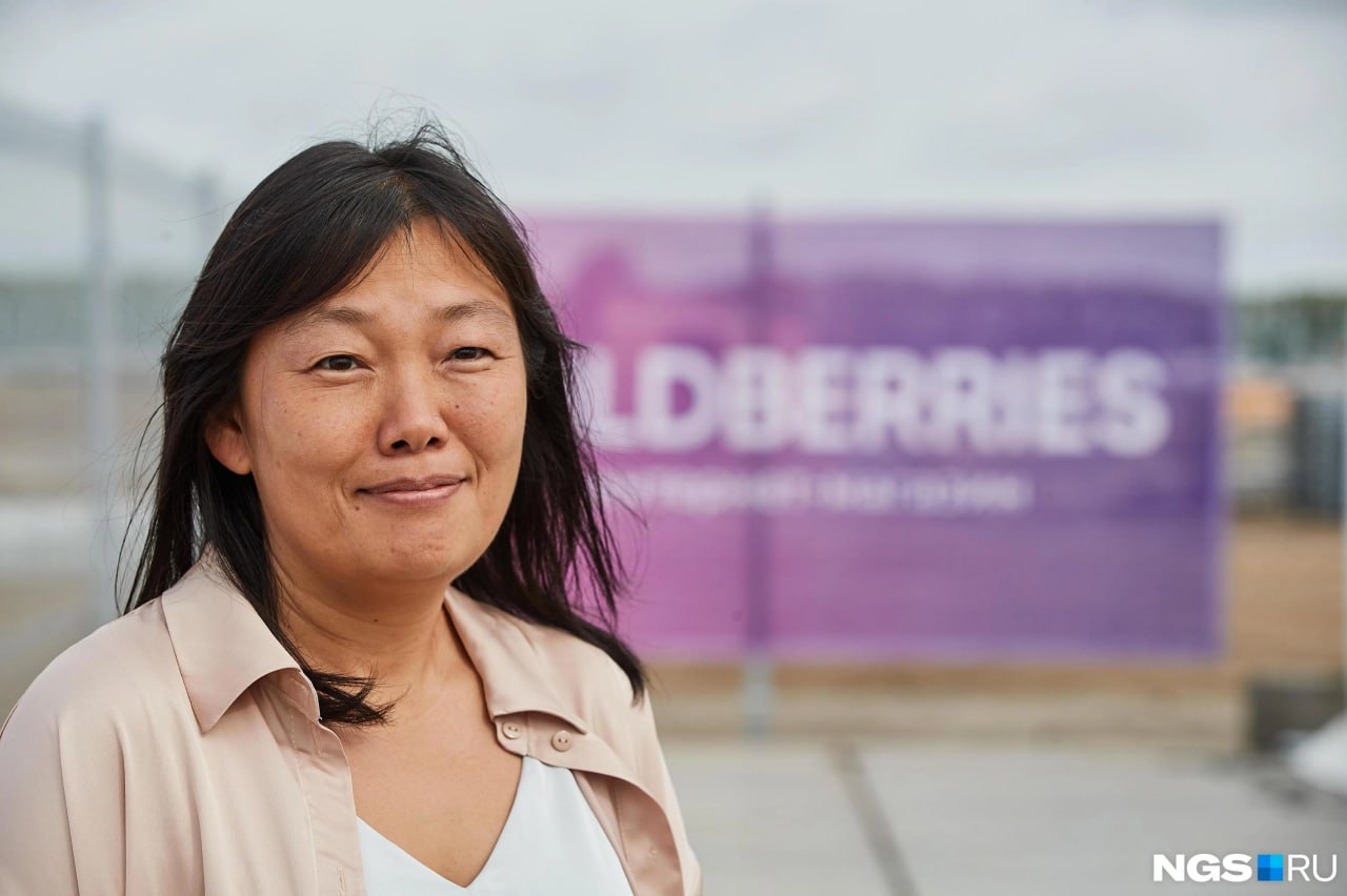 Основательница WildBerries Татьяна Ким Бакальчук подтвердила информацию о том что её сотрудники ведут канал в Telegram куда публикуют ликвидационные товары с уценкой до 90 Но так же пояснила что много каналов выдают себя за сотрудников WB хотя ими не являются и с этим нужно быть предельно аккуратными Этот вопрос они уже решают Перейти на официальный канал можно по ссылке t me vFE WkAjvQZkNzdi